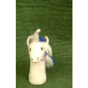 Filz-Fingerpuppe Einhorn mit blauer Schleife kaufen München, Filzfingerpuppe Einhorn kaufen Bayern, glove puppet unicorn handmade of felt, natürliches Kinder-Spielzeug aus Filz, Filz-Finger-Puppe Einhorn mit blauer Schleife 
