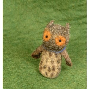 Filz-Fingerpuppe Eule kaufen München, Eule Filzfingerpuppe kaufen Bayern, handgemachte Filz-Eule kaufen Erding, handmade glove puppet owl made of felt, natürliches Kinder-Spielzeug aus Filz, Filz-Finger-Puppe Eule,  Filzfingerpuppe Eule