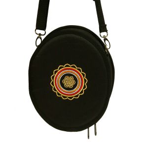 Sansula-Tasche Deluxe Mandala schwarz kaufen München, Sansulatasche kaufen München, Tasche für Daumenklavier kaufen, buy Hard-Cover Sansula Case kaufen, professionelle Sansula-Box, Hard-Cover Hülle für Sansula kaufen, Sansula-Tasche Deluxe Mandala schwarz