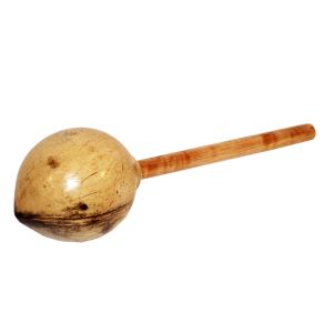 Schamanische Rassel aus heller Kokosnuss kaufen München, Kokos-rassel kaufen Bayern, Maraka aus Kokosnuss kaufen BRD, Maraca kaufen, Schamanenrassel kaufen München, Kokos-Rassel, Schamanische Rassel aus heller Kokosnuss