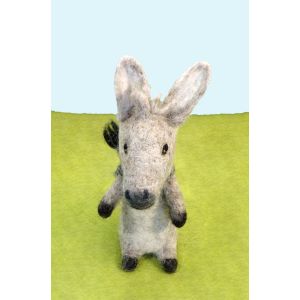 Filz-Fingerpuppe beigefarbener Esel kaufen München, Filzfingerpuppe Esel  kaufen Bayern,  glove puppet donkey made of felt, natürliches Kinder-Spielzeug aus Filz, Filz-Finger-Puppe weißer Esel, Filz-Tier, Filz-arbeit, Filzfingerpuppe beigefarbener Esel 